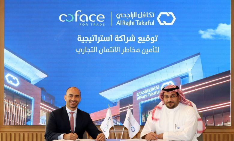 Coface Signing Agreement 1b 05 30 22 scaled1700757664