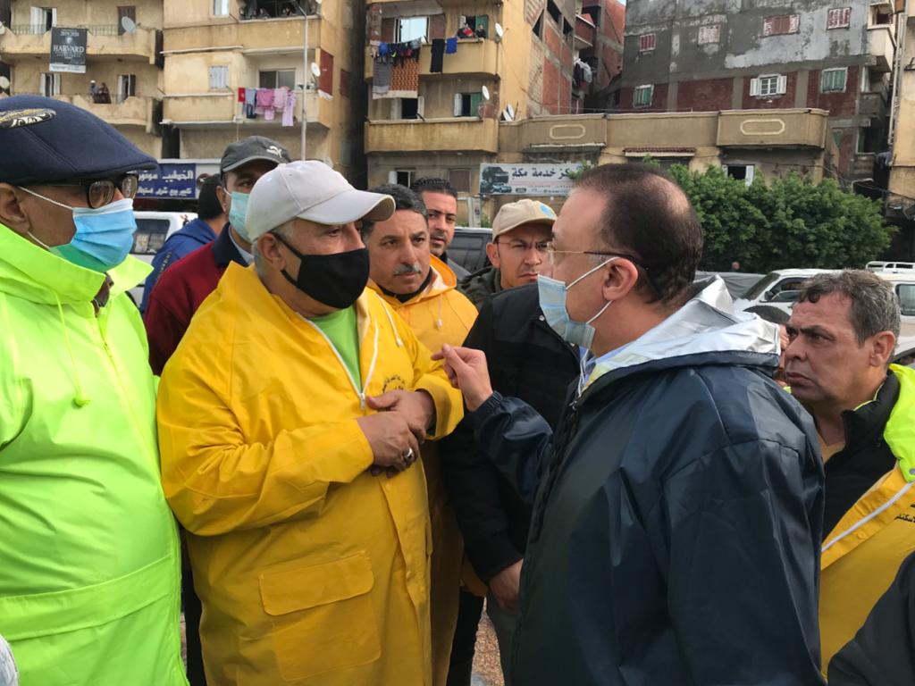 108088 محافظ الاسكندرية يتابع أعمال تصريف الأمطار (5)1706886243
