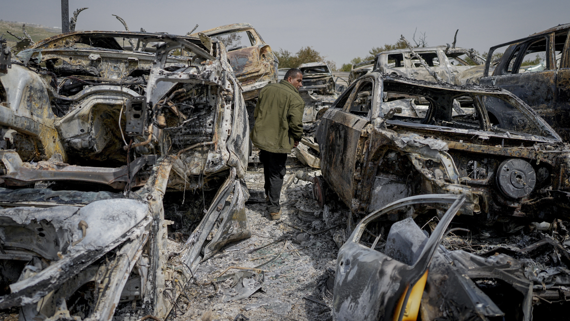 Huwwara scrapyard palestinian israel settler attack feb ap1715288284