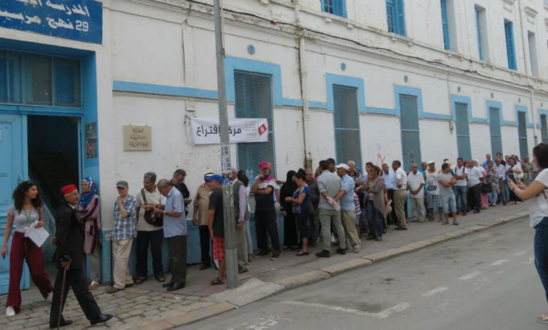 main bureau de vote presidentielle tunisie m1728037923